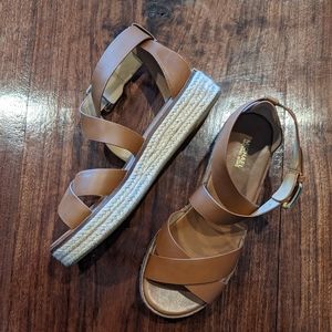 Like New Michael Kors DARBY ESPADRILLE PLATFORM SANDAL